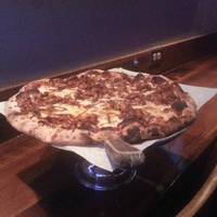 Max & Leo's Artisan Pizza