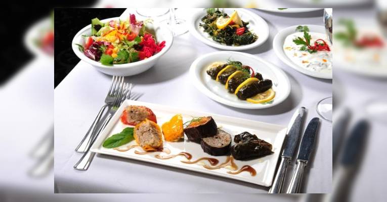 Снимок Meyyali Restaurant, Стамбул