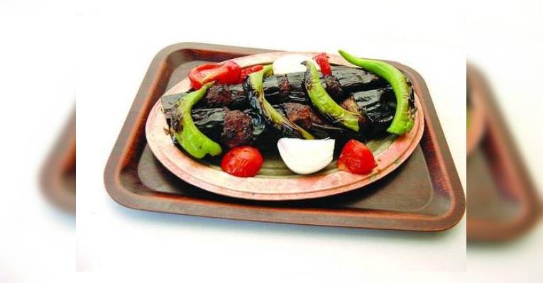 Снимок Tarihi Iskender Kebapcisi, Стамбул