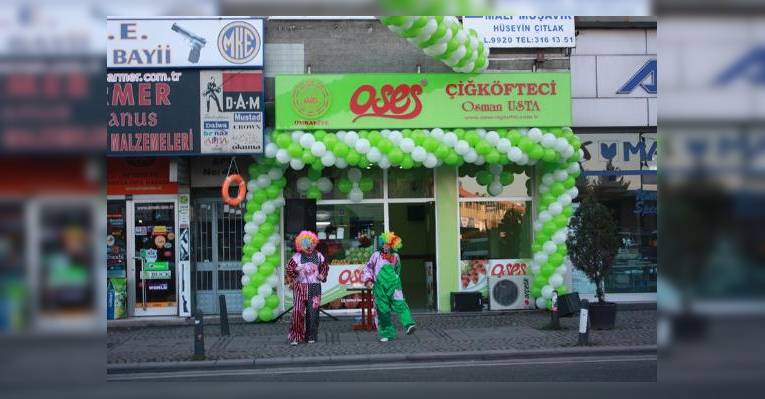 Снимок Oses Cig Kofteci Osman Usta, Стамбул