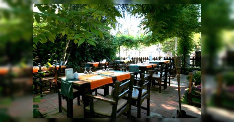 Снимок Mor Salkim Restaurant, Стамбул