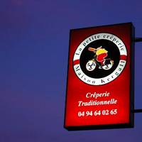 La Petite Creperie
