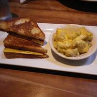 Cheddar's