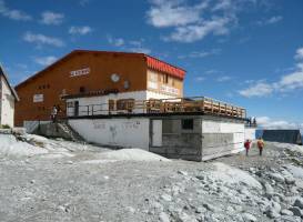 Rifugio Capanna Presena