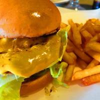 Rick's Classic American Burger
