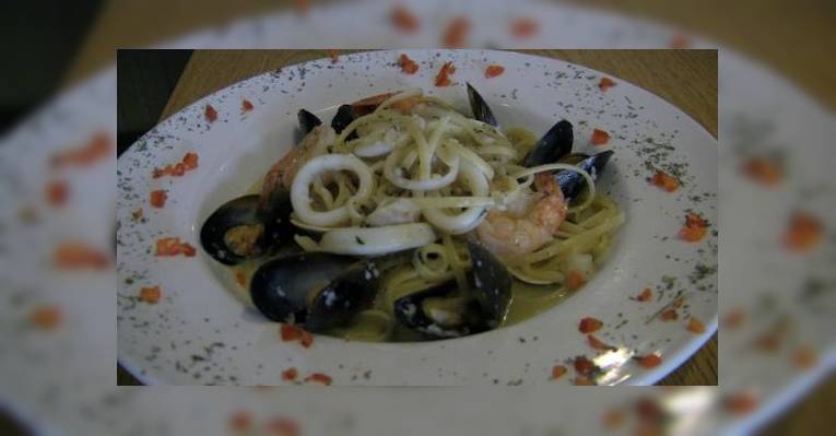 Снимок Gino's Pizza & Pasta, Бомонт