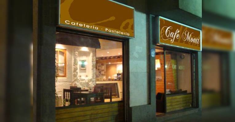 Снимок Caf? Montt, Сантьяго