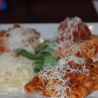 Nonnas Trattoria