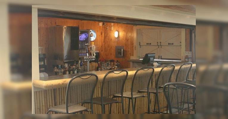 Снимок Beech Tree Cantina, Хаянис