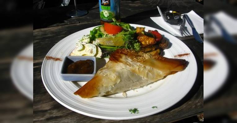 Снимок Little river cafe, Крайстчерч