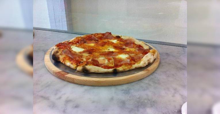 Снимок Pizzeria da Fede', Виареджо