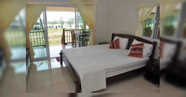 Снимок Pranee Beach Bungalows Restaurant, Као-Лак