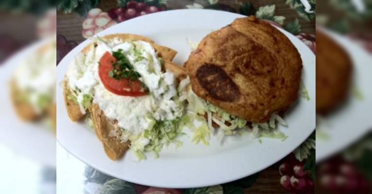 Снимок Antojitos Carmen Restaurant, Лос-Анджелес