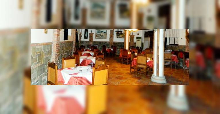 Снимок restaurant mangalemi, Берат