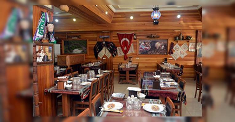 Снимок Nur Abla Karadeniz Sofrasi, Стамбул