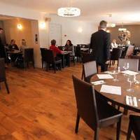 Twin Oaks Hotel Brasserie
