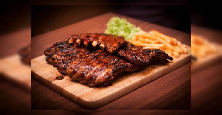 Снимок Howdy Grillhouse, Кучинг
