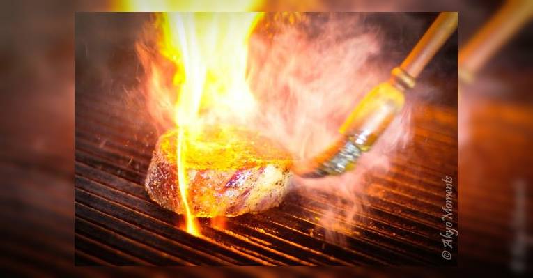 Изображение Howdy Grillhouse, Кучинг