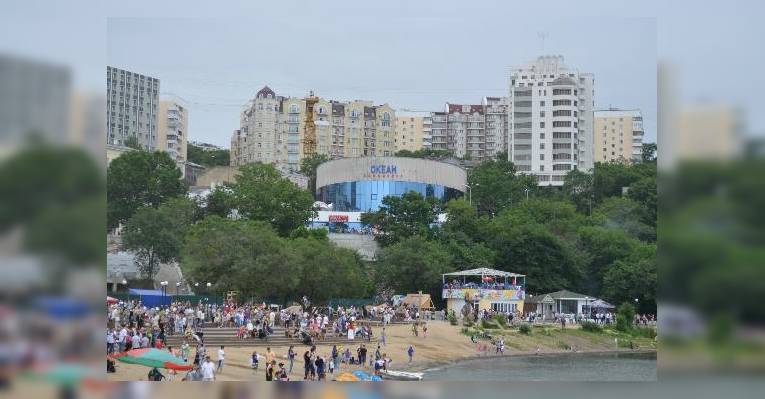 кафе в кинотеатре
