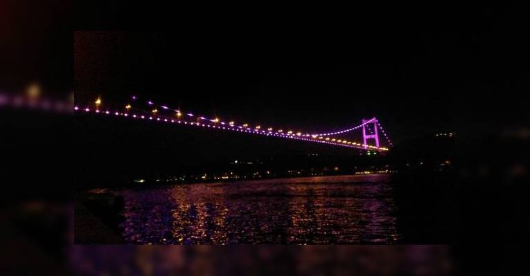Вид из ресторана на Босфор