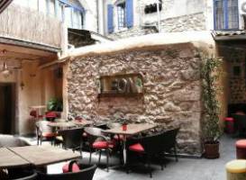 Chez Leon