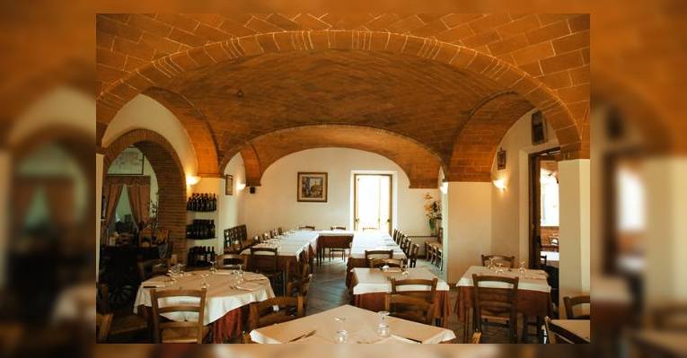 Снимок Pizzeria-Trattoria Napoli del'Albergo la Foresteria, Беттолле