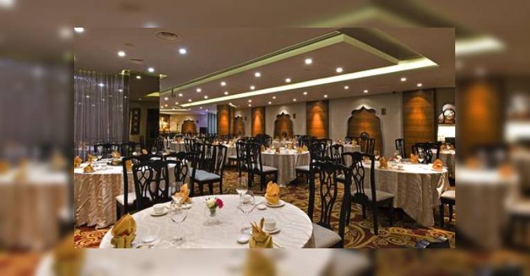 Снимок Online Bar and Restaurant, Петалинг-Джая