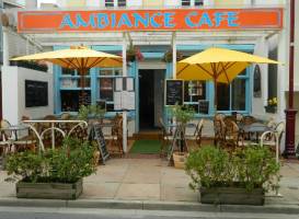 Ambiance Caf?