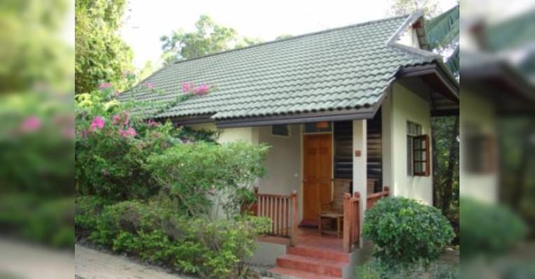 Снимок Garden Cottage Restaurant, Най-Йанг