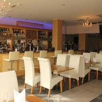 Everest Spice Lounge
