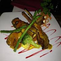Basil Thai & Sushi