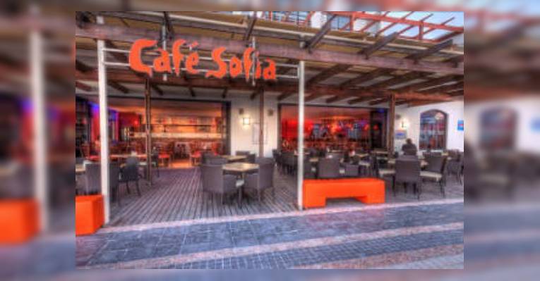 Снимок Cafe Sofia (Eden on the Bay), Bloubergstrand