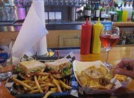 PY's Bar