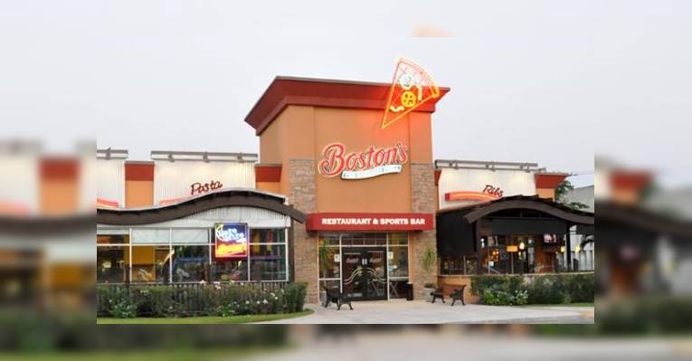 Снимок Boston's Restaurant & Sports Bar, Вильяэрмоса