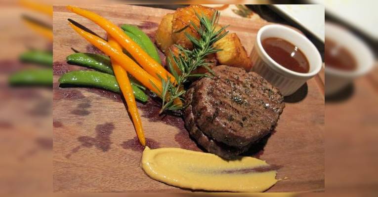 Снимок Mellow Restaurant & Bar, Бангкок