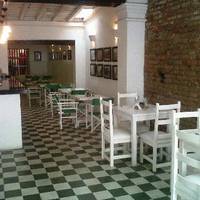 la 12 Restaurante