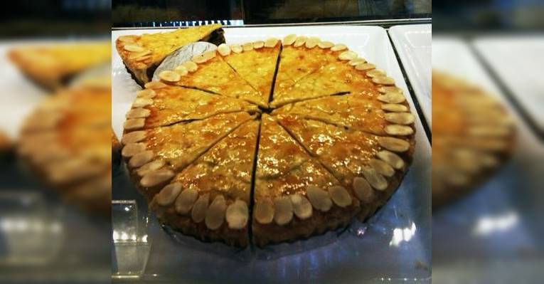 Снимок Iwane 1975: Fresh Japanese Bakery, Бангкок