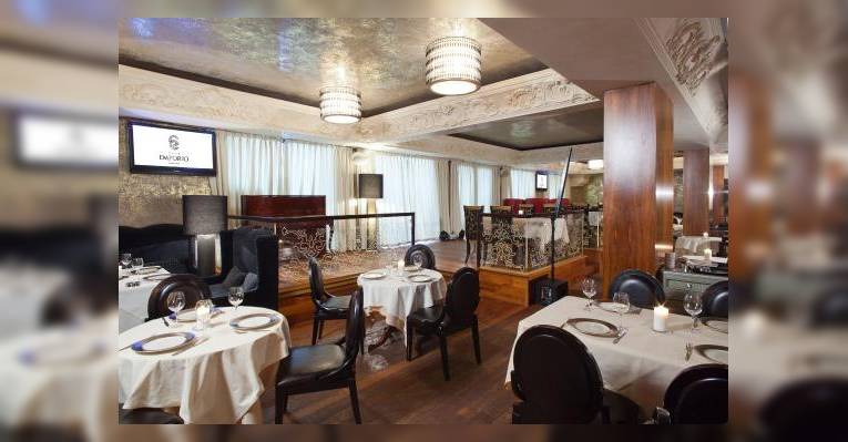 Сцена Emporio Cafe