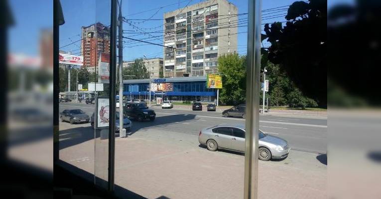 вид на Красный проспект