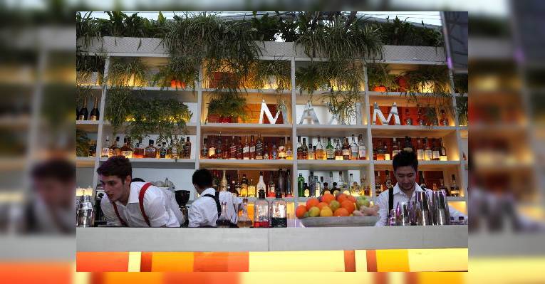 Летняя веранда Maxim Bar