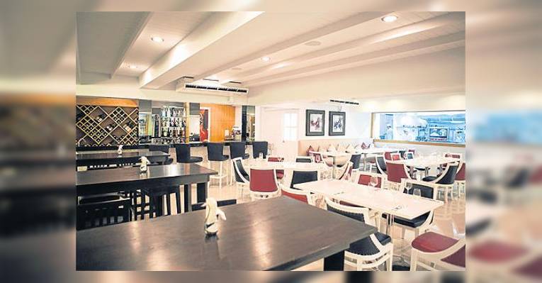 Снимок Johann Bistro, Бангкок