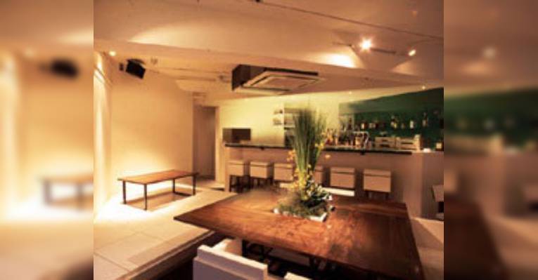 Снимок Relax Dining Bar Ikebukuro JonNovi, Тосима