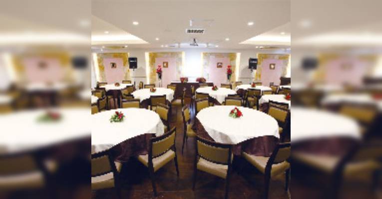 Снимок Karaoke Cote D'azur Dining Shin-Yokohama, Иокогама