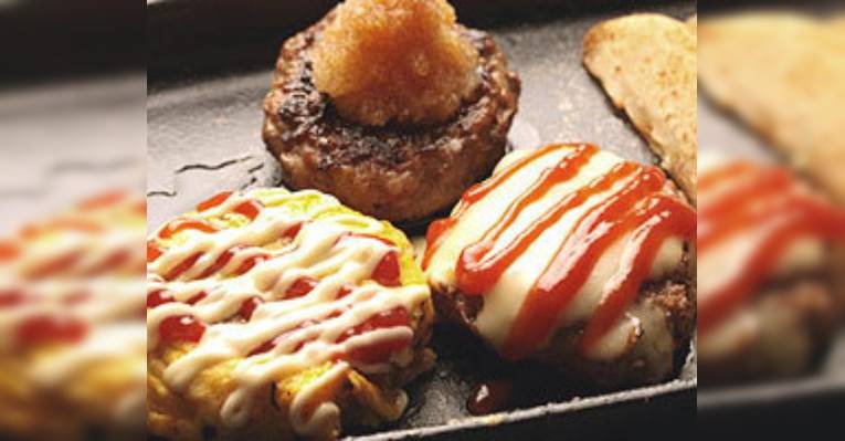 Снимок Okonomi Teppanyaki (Griddle cuisine) Tonbo, Осака