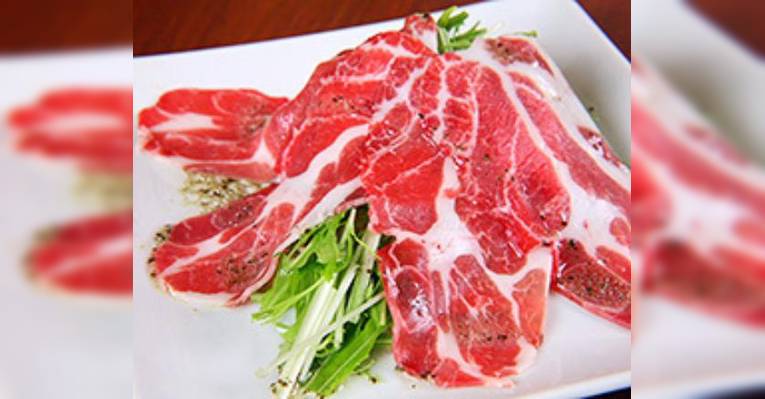 Снимок Iberiko Butatonbyoshi Black Iberian Pork Specialty Restaurant, Осака