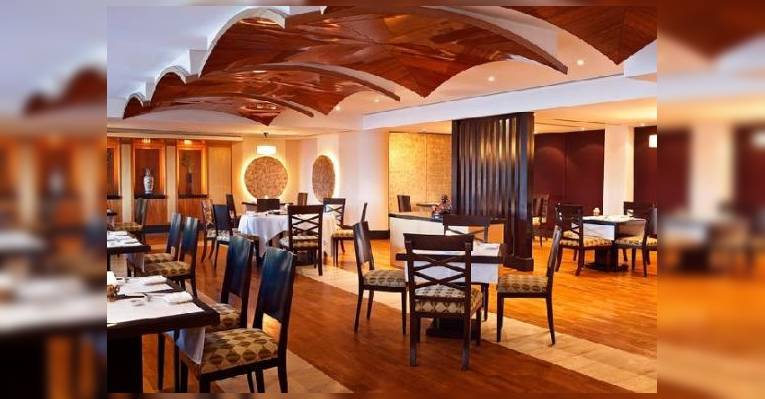 Снимок The Peacock Chinese Restaurant, Дубай