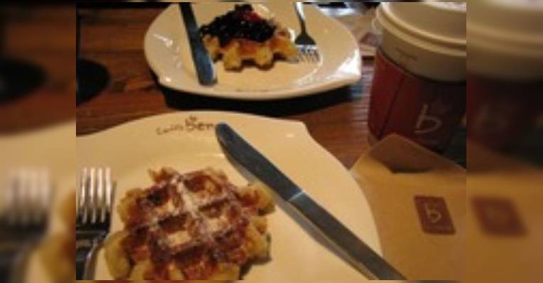 Снимок Caffe Bene  Itaewon Store, Сеул