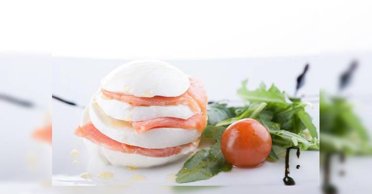 Mozzarella c лососем
