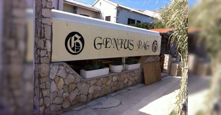Снимок Genius, Паг