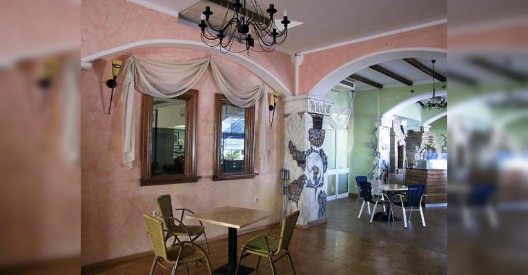 Интерьер кафе Olivetto, Selce Hotel